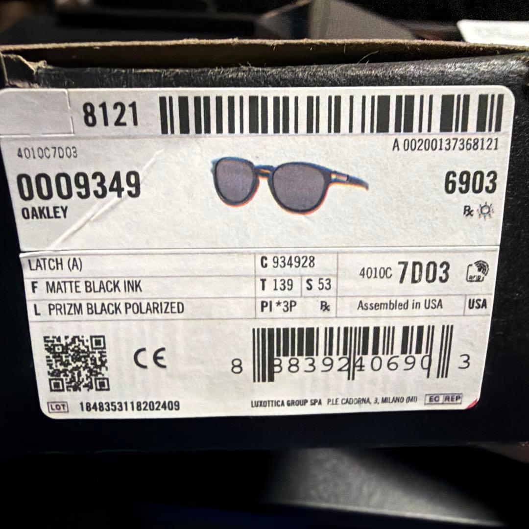 小物 OAKLEY LATCH