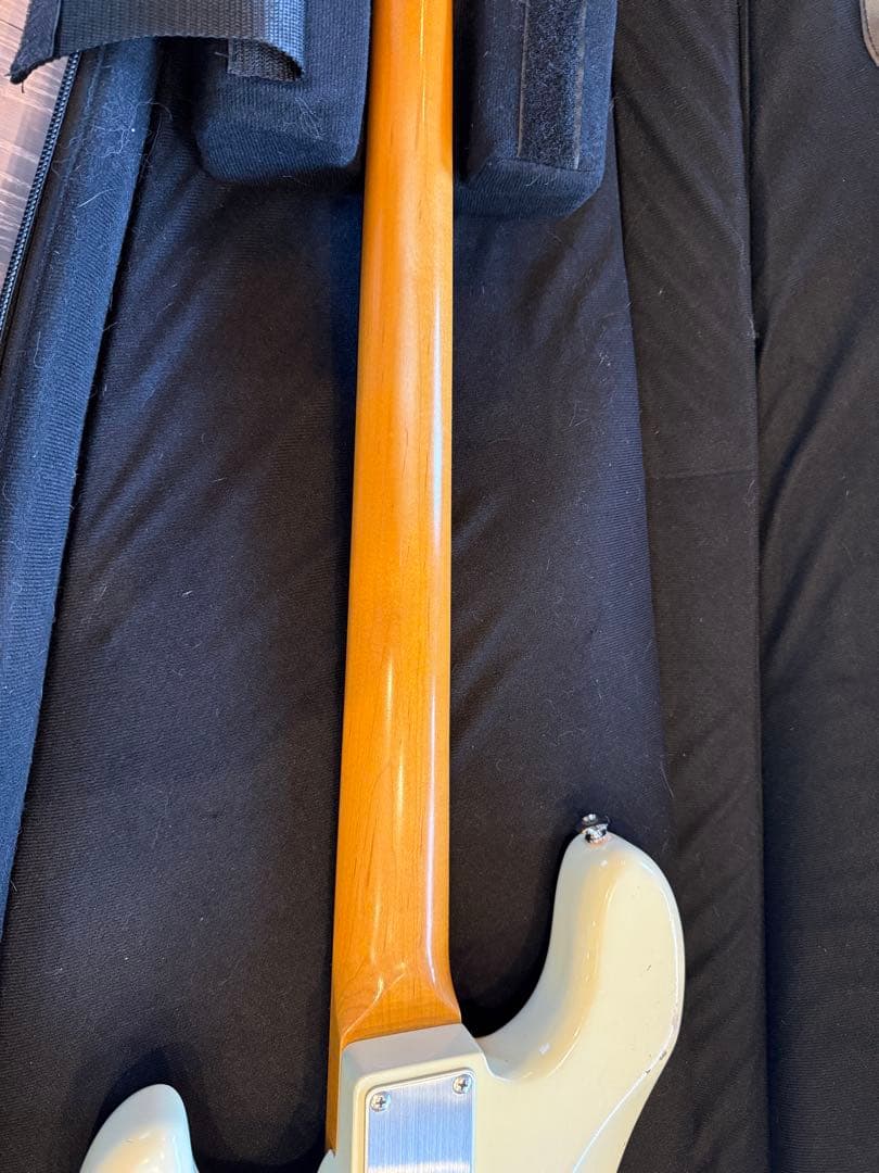 ベース Black Smoker BETA J4 TRAD MASTER