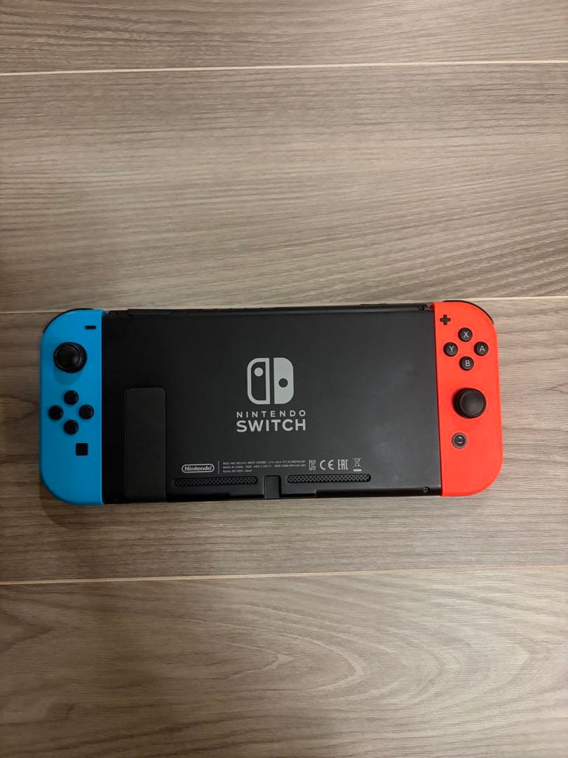 Nintendo Switch 本体 青/赤/黄/ピンク