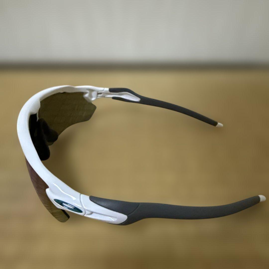 OAKLEY サングラス　純正品と純正レンズ