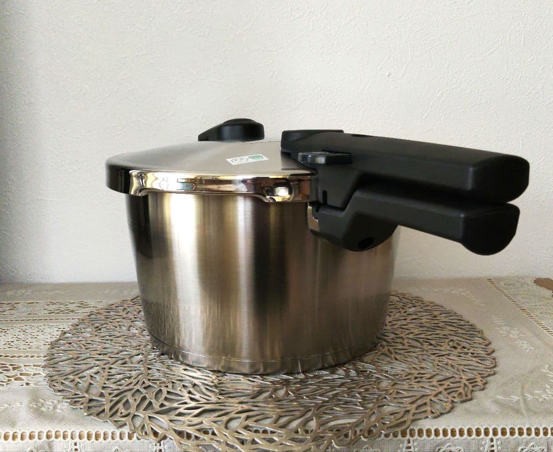 【新品未使用】Fissler フィスラー 圧力鍋 ビタクイックプレミアム4.5L