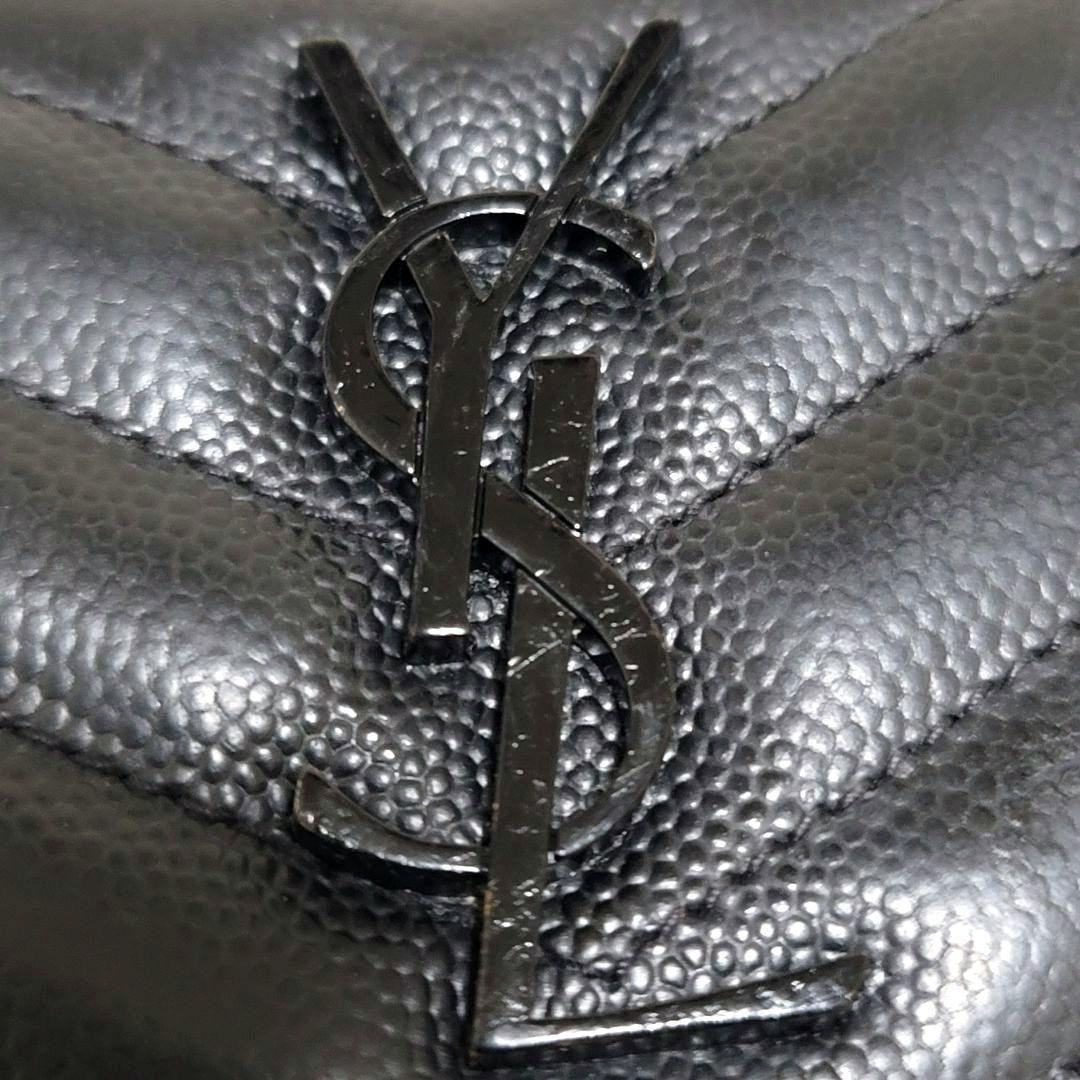 極美品 サンローラン YSL Vステッチ 二つ折り財布 キャビアスキン 黒