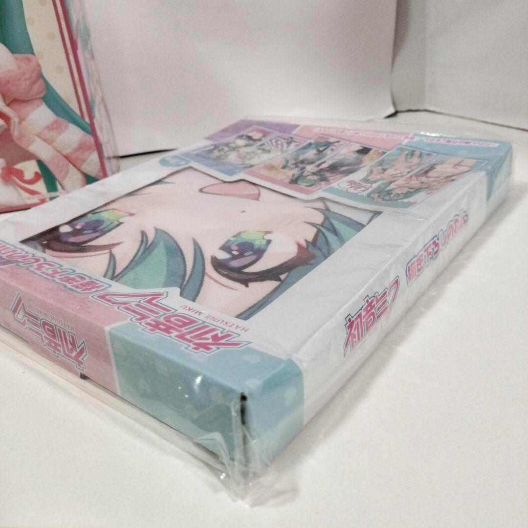 箱痛み　未開封　初音ミク ルームウェア フィギュア　のれん　しぐれうい