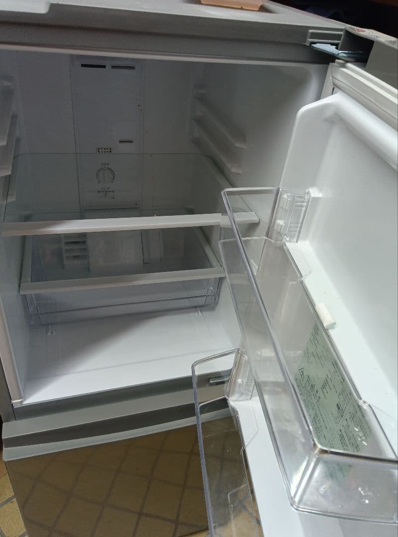 アクア126L冷蔵庫