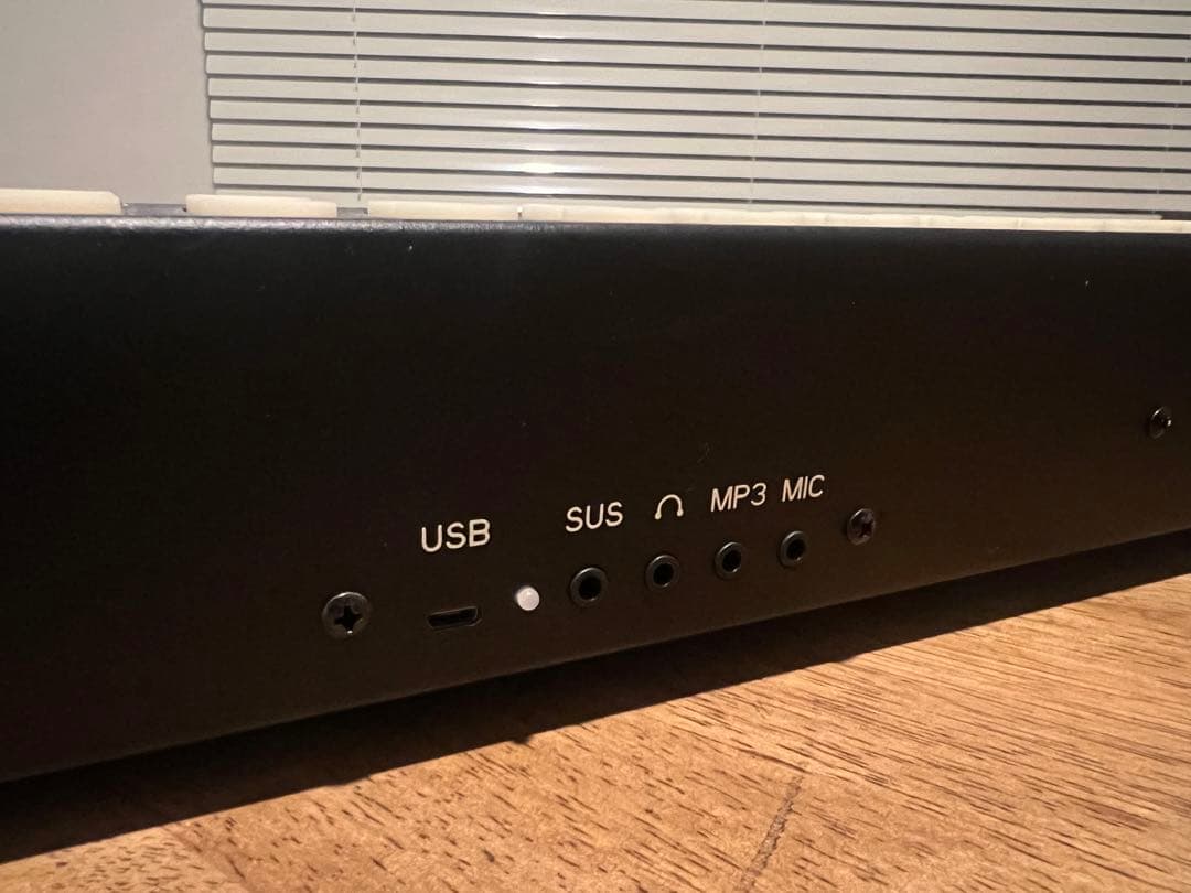 ペキプー様用【動作良好】Longeye 88鍵盤 小型電子ピアノ BX-1