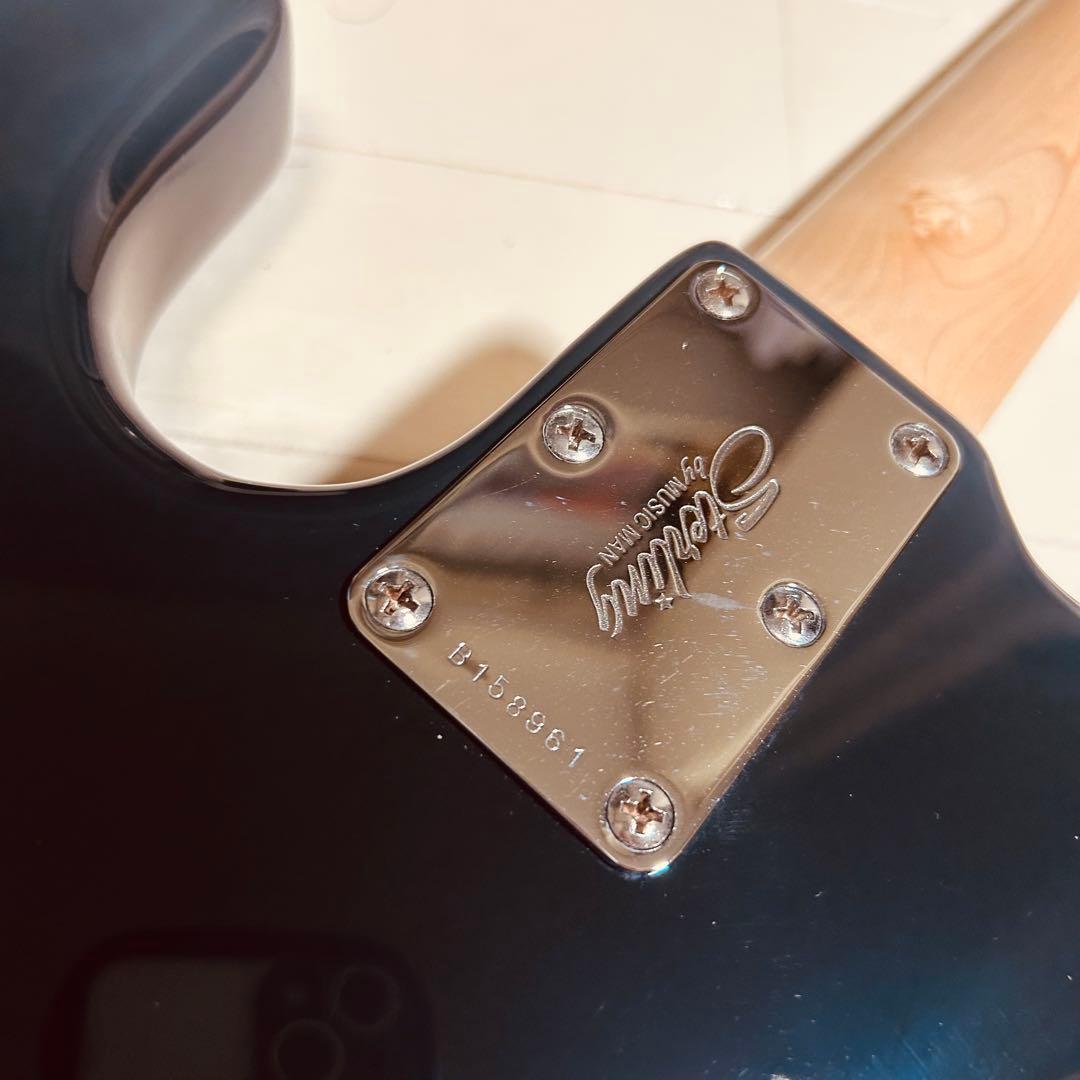 Sterling by Music Man StingRay 4弦エレキベース