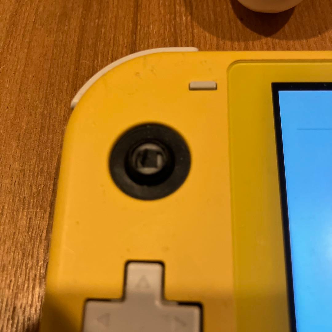 痩*男様 ⭐︎Nintendo Switch Lite イエロー 本体 コントロ