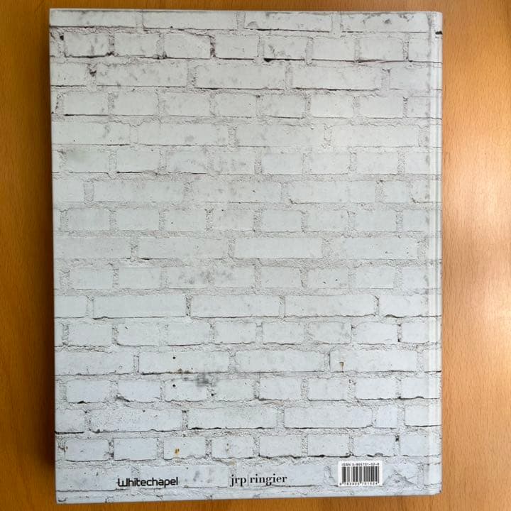 アート・デザイン・音楽 Ugo Rondinone Zero built a nest in my na