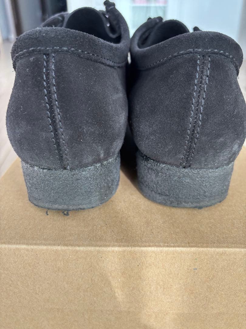 Clarks ワラビー　ブラックスエード