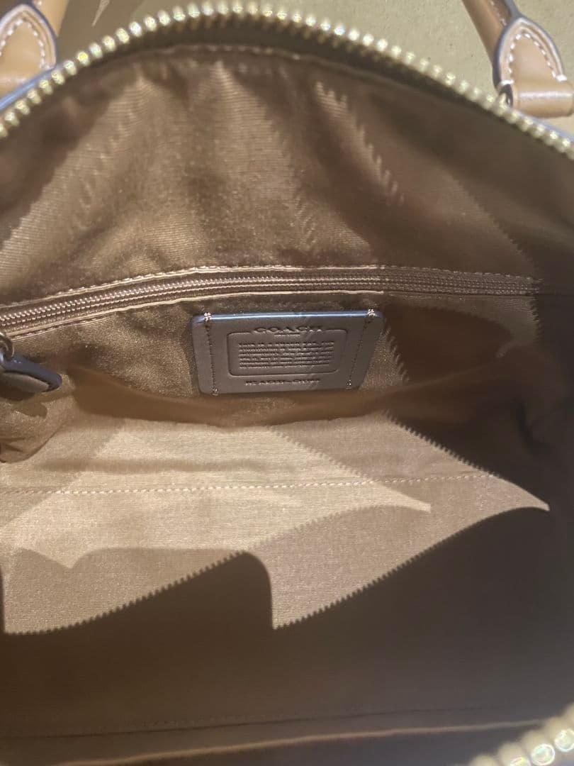 Coachローアン騙し絵シグネチャーロゴ2wayサッチェル