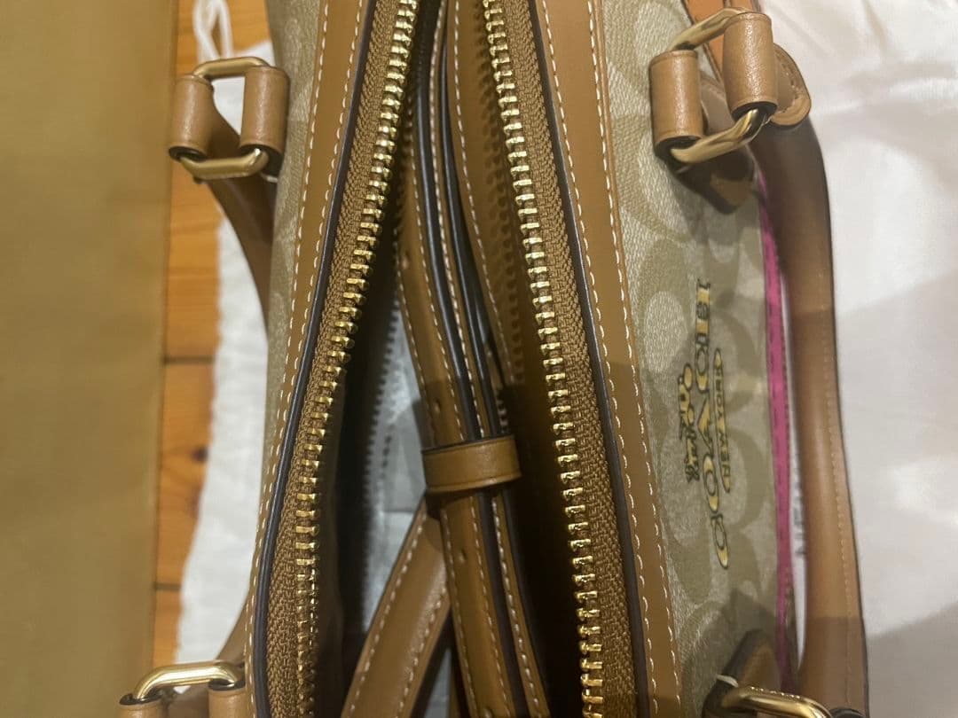Coachローアン騙し絵シグネチャーロゴ2wayサッチェル