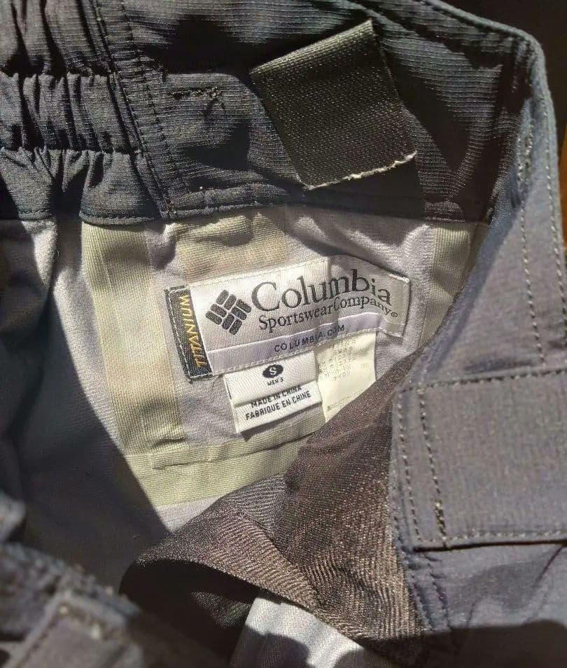 お値下げ Columbia Titanium コロンビア スノボウェア上下セット