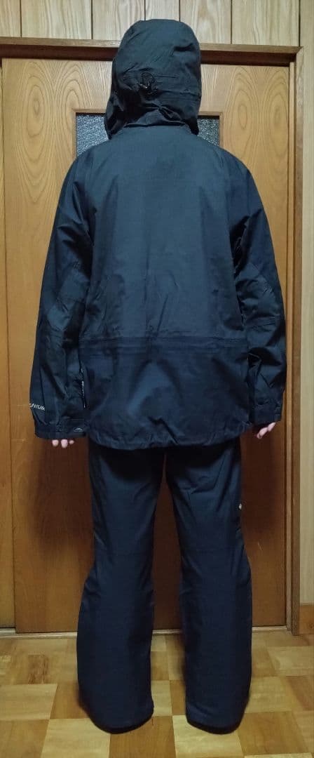 お値下げ Columbia Titanium コロンビア スノボウェア上下セット