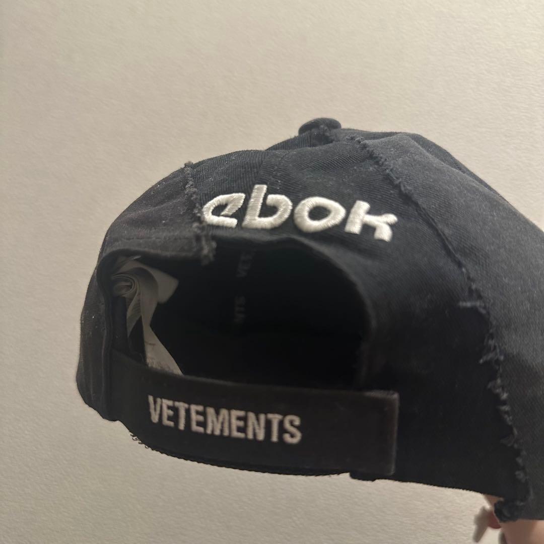 VETEMENTS × Reebok コラボ キャップ 帽子