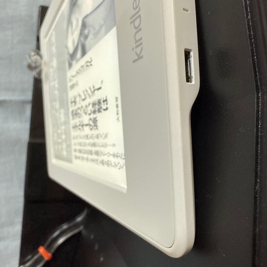 Kindle Paperwhite(第7世代)Wi-Fi+3G、4GBホワイト
