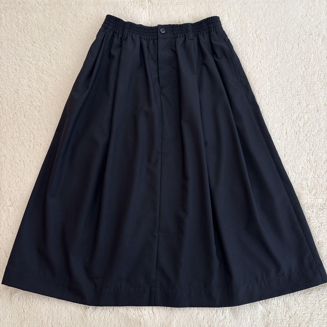 美品✨MARGARET HOWELL ウエストゴム　フレアスカート　ネイビー