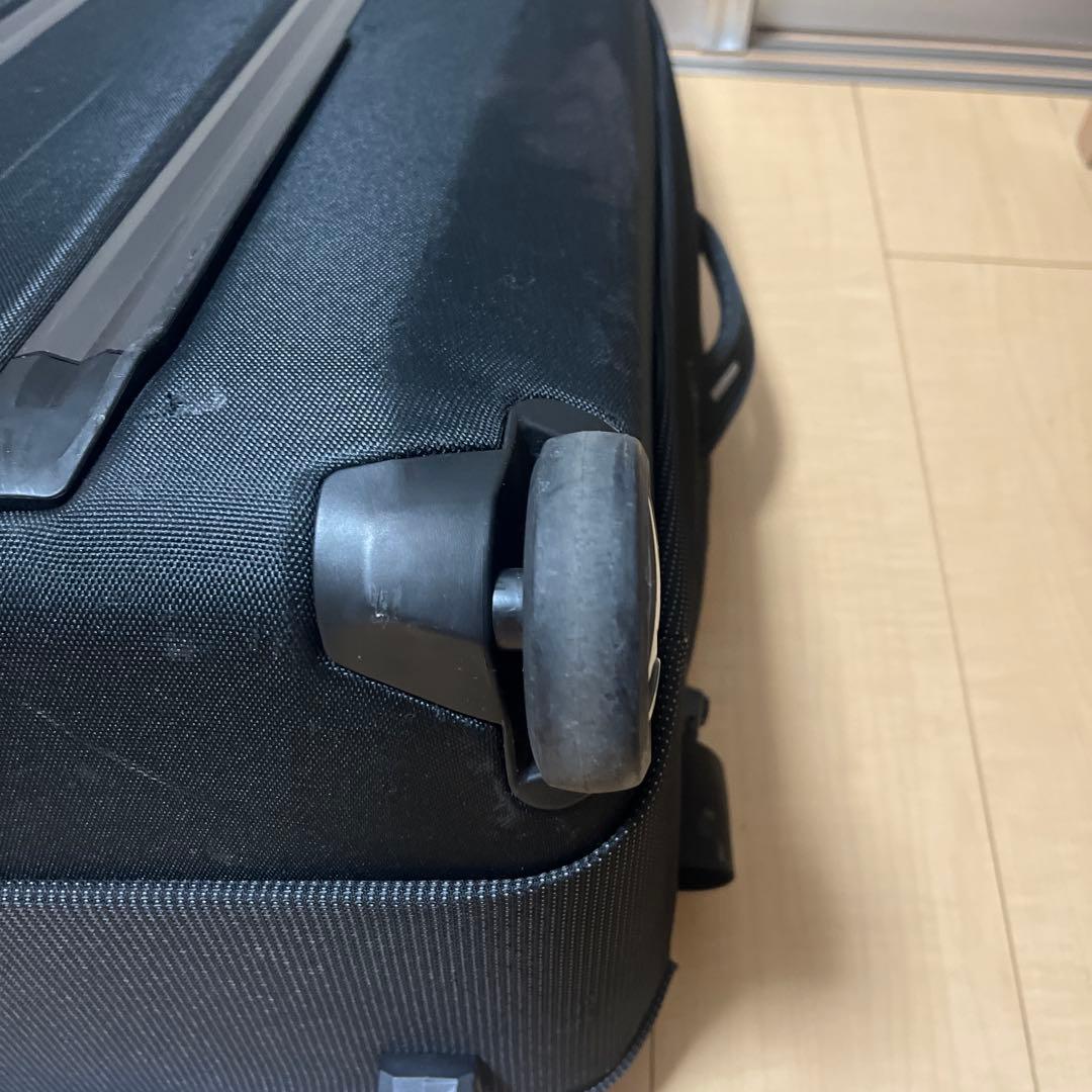 旅行かばん・小分けバッグ Thule Crossover2 wheeled duffel bag 76cm