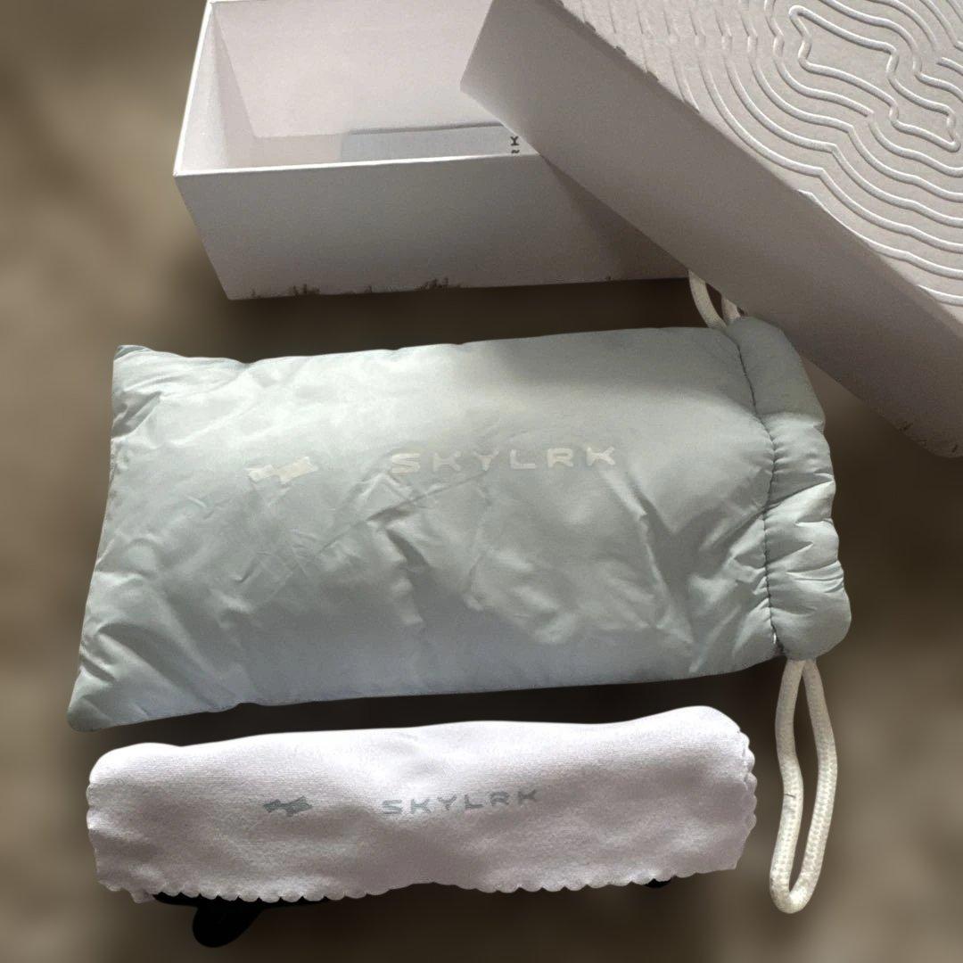 SKYLRK サングラス　新品