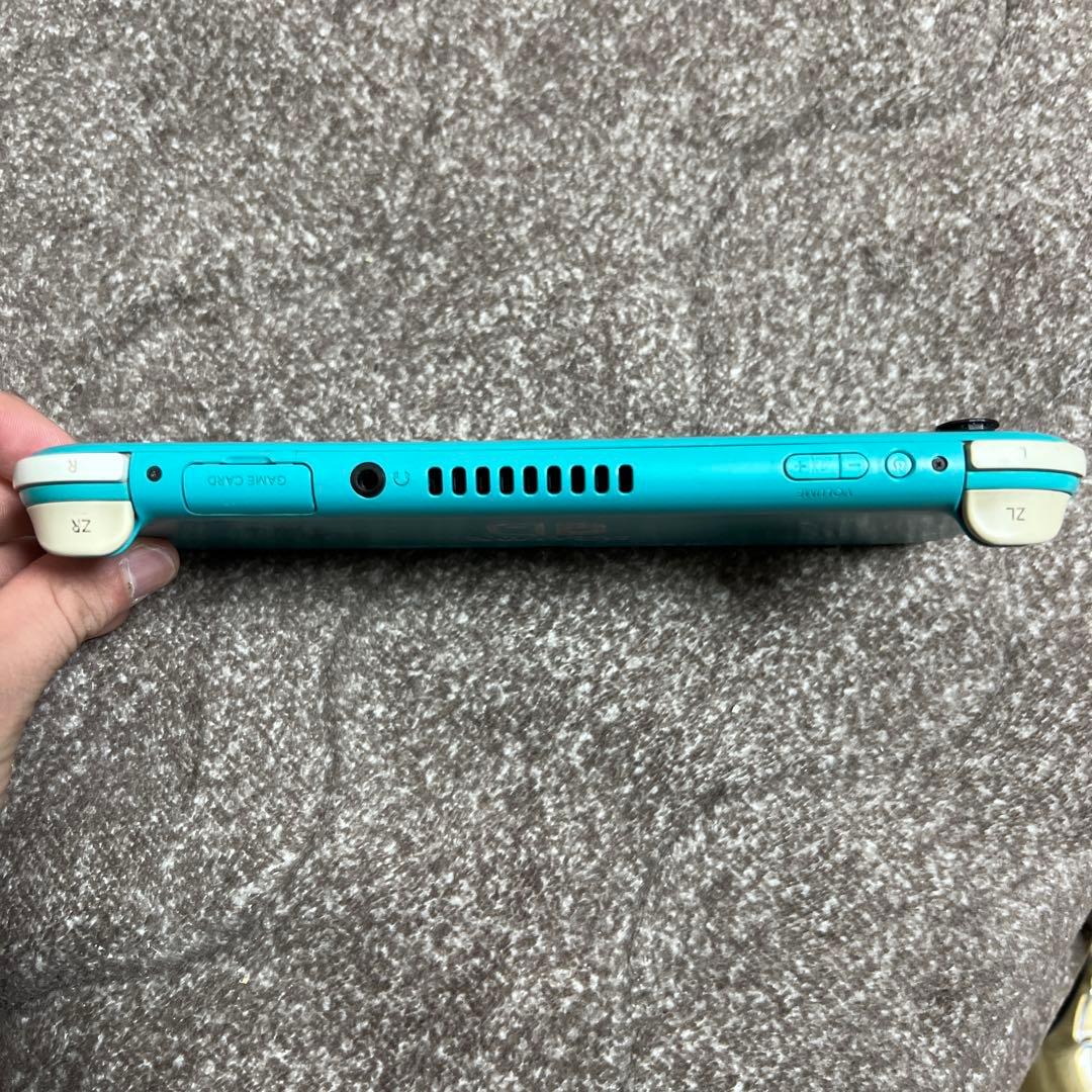 Nintendo Switch Nintendo switch right