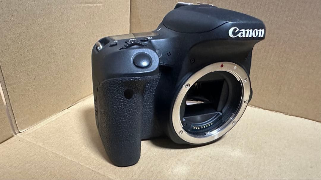 Canon EOS 9000D デジタル一眼レフカメラ