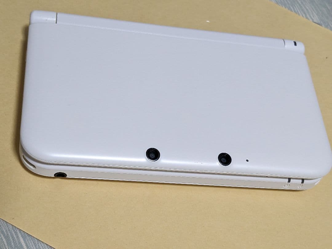 ニンテンドー3DS LL ホワイト