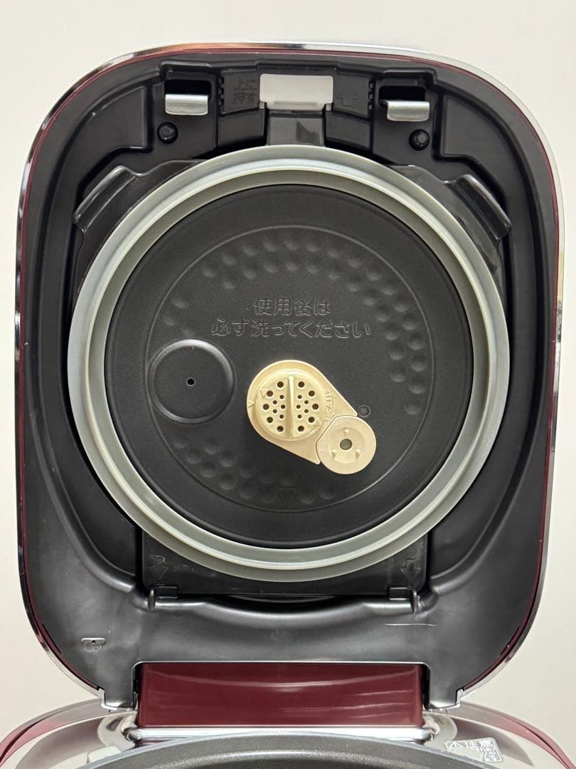 TOSHIBA 真空圧力IH炊飯器 RC-10VFP 赤（中古）