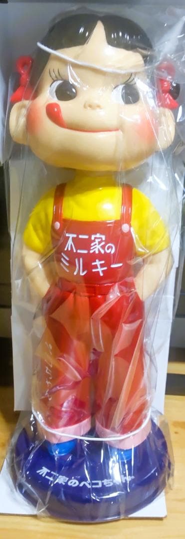 不二家創業１００周年記念復刻版ペコちゃん人形