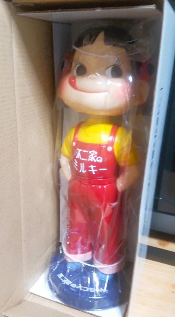 不二家創業１００周年記念復刻版ペコちゃん人形