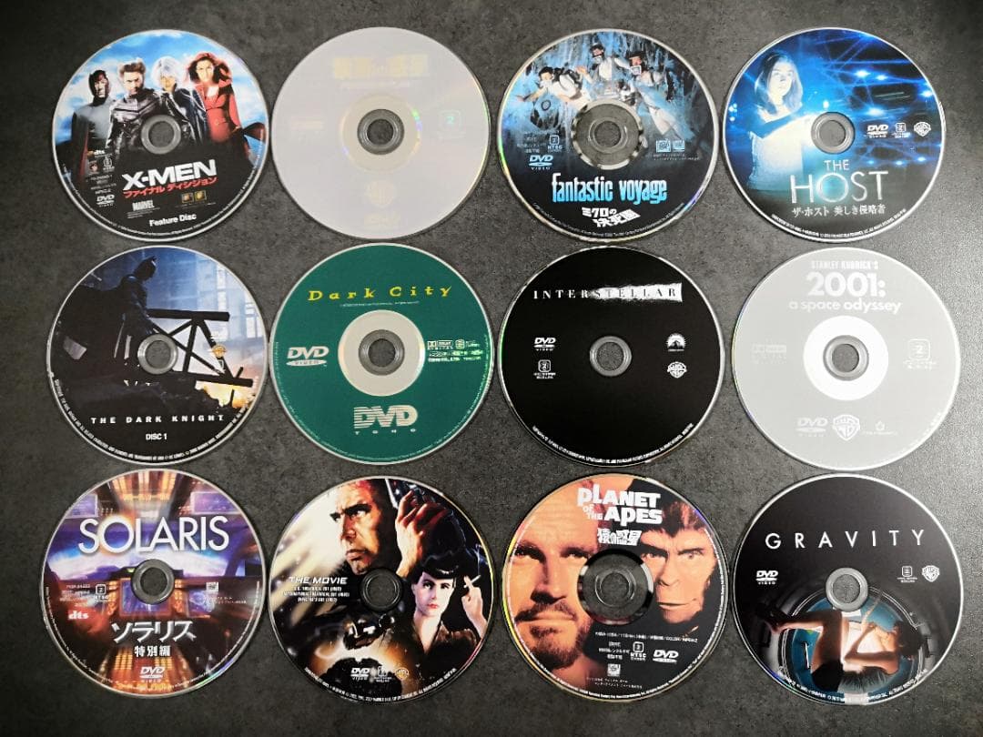 多様な洋画ジャンルの DVDコレクション 全102枚