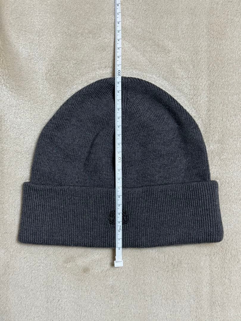 【新品 未使用 試着のみ】FRED PERRY ニット帽
