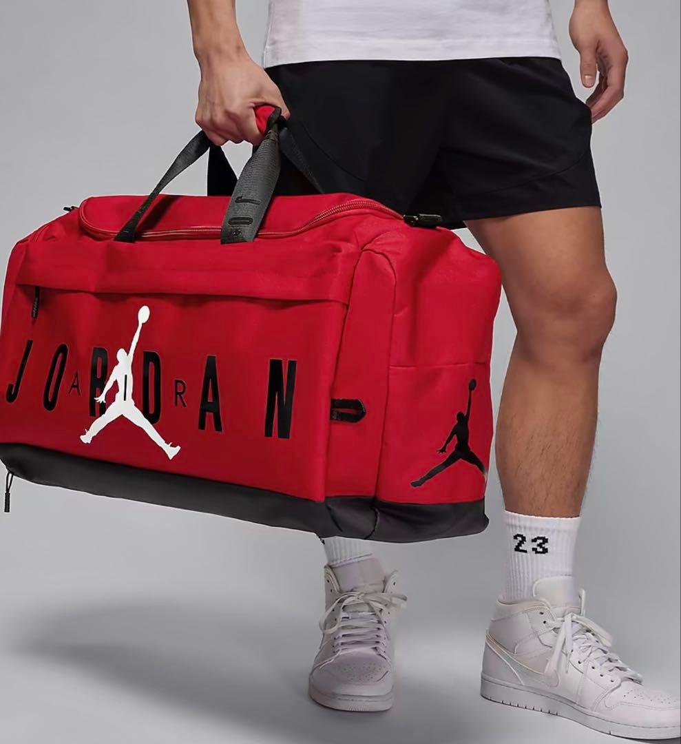 未使用　NIKE ジョーダン ベロシティ ダッフルバッグ　レッド