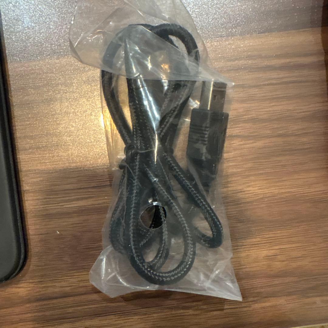 SIXPAD Powersuit Lite Core Belt S 充電器付き