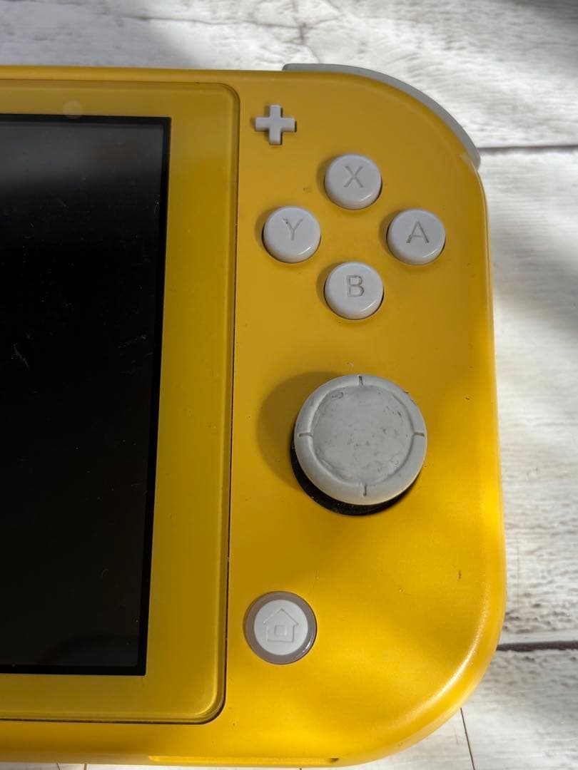 【ジャンク品】Nintendo Switch Lite yellow