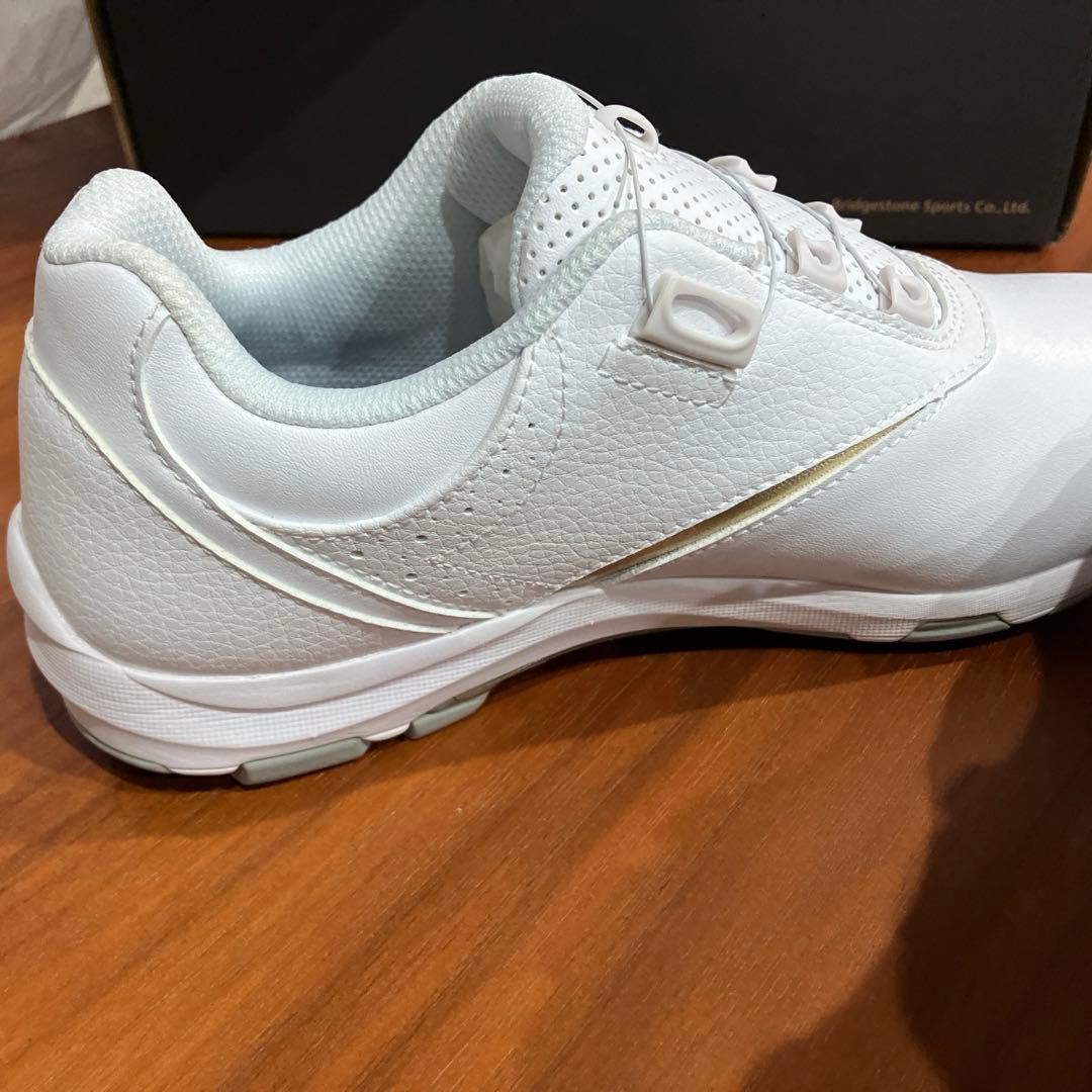 ブリヂストン　ゴルフシューズ