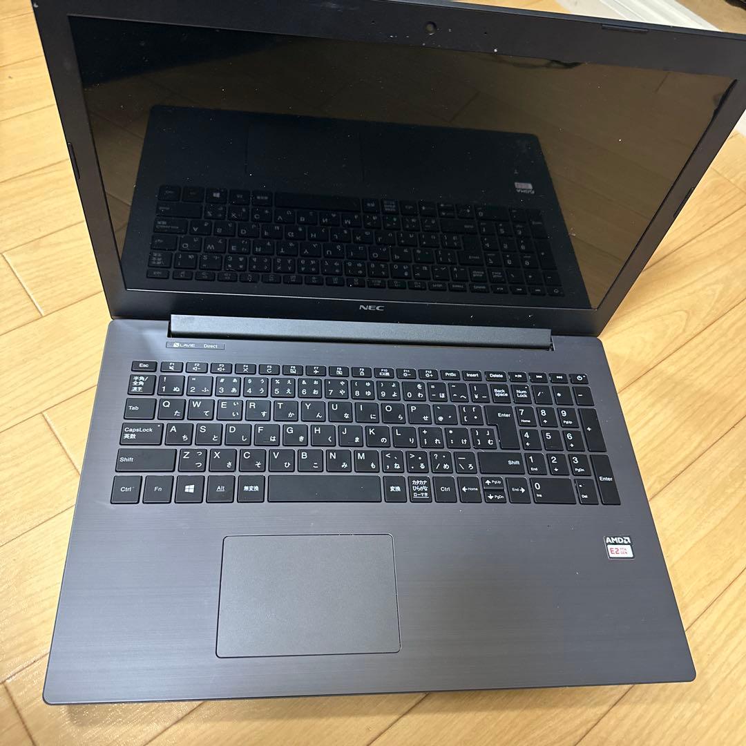 超美品　NEC LAVIE PC-GN18HQRDF ノートパソコン