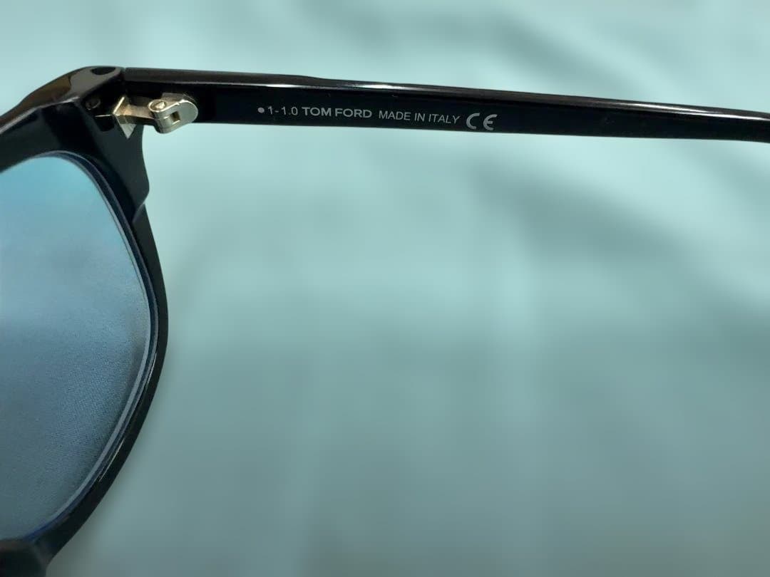 Tom Ford TF5660-F-B 001 51ㇿ23 145⋆0　中古
