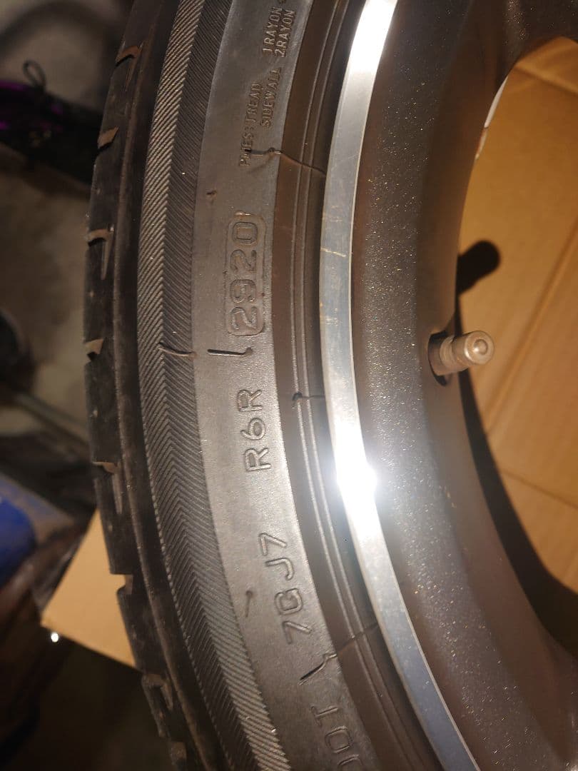 ベンツ Cクラス w205 AMG １８インチ