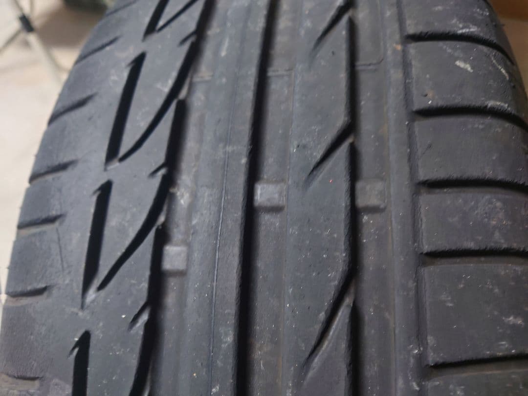 ベンツ Cクラス w205 AMG １８インチ