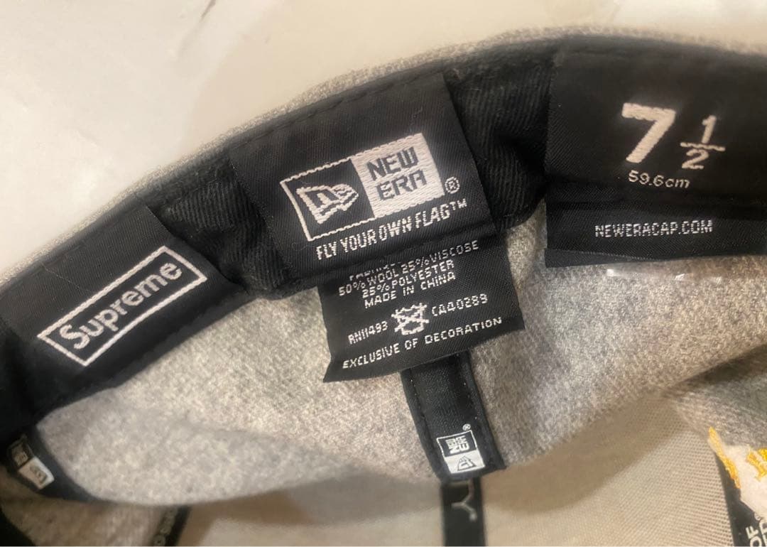 シュプリームSupreme × New Era キャップ