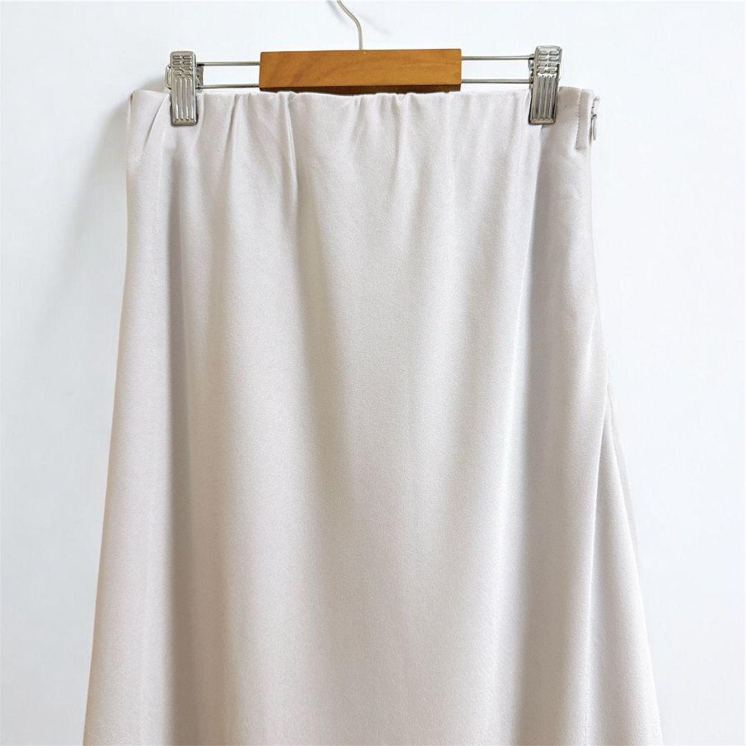 【極美品】SOEJU♡ソージュ トリアセサテンロングスカート ライトグレー ゴム