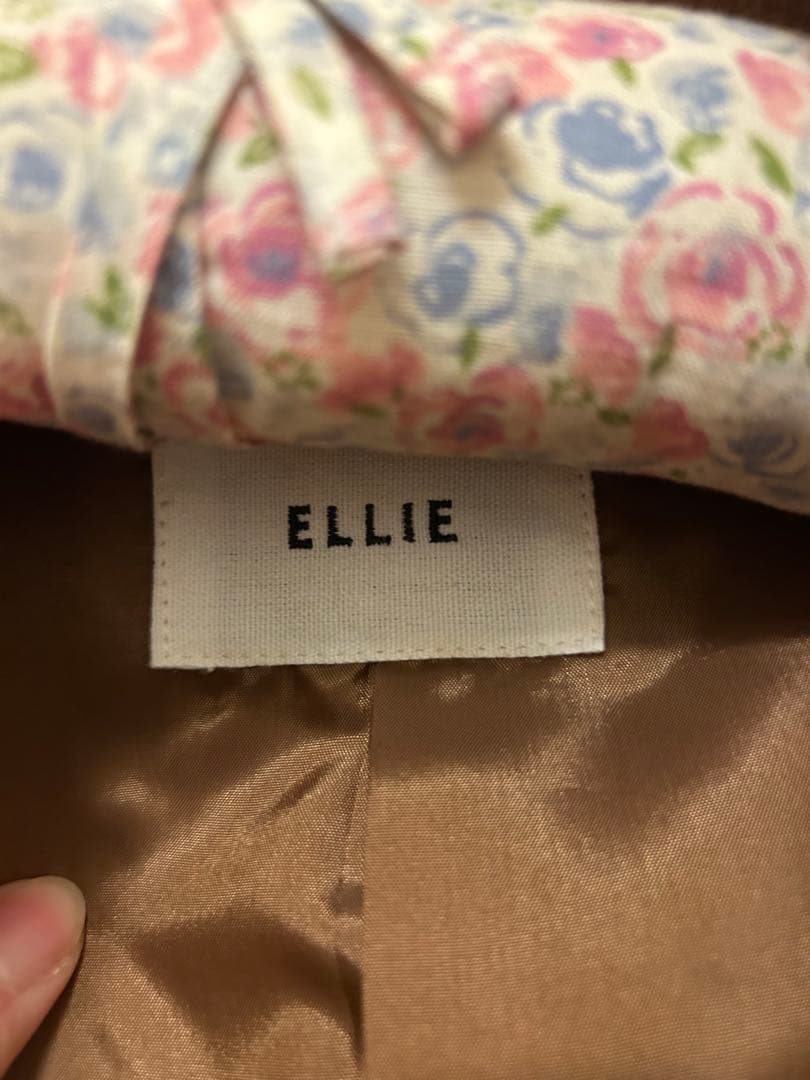 Ellie⭐︎ロングコート