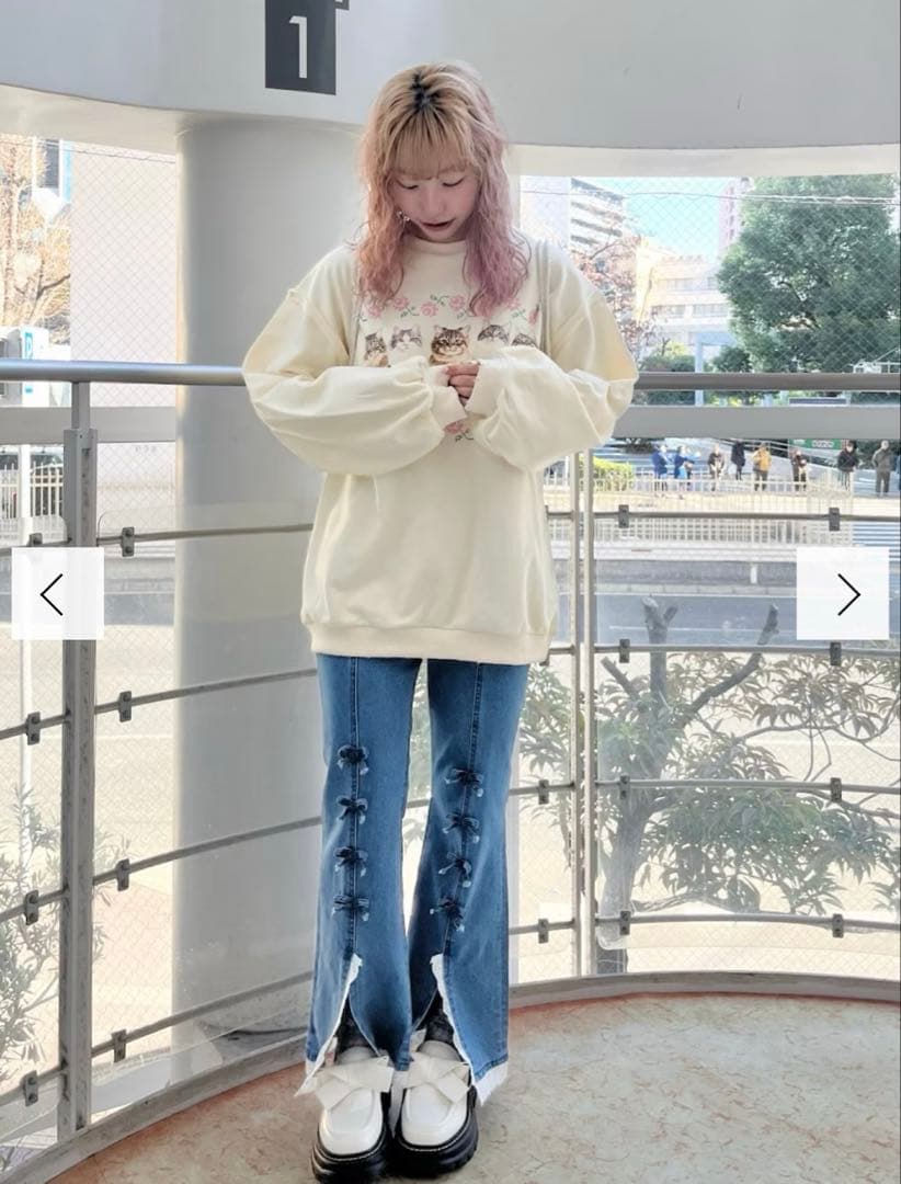 merry jenny ribbonスリムフレアデニムパンツ