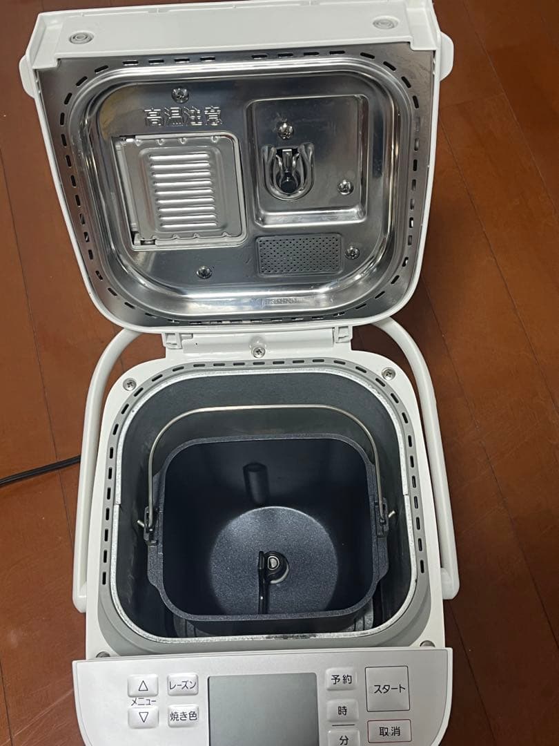 セ*ツ様 Panasonic ホームベーカリー SD-MT3-W 2020年製