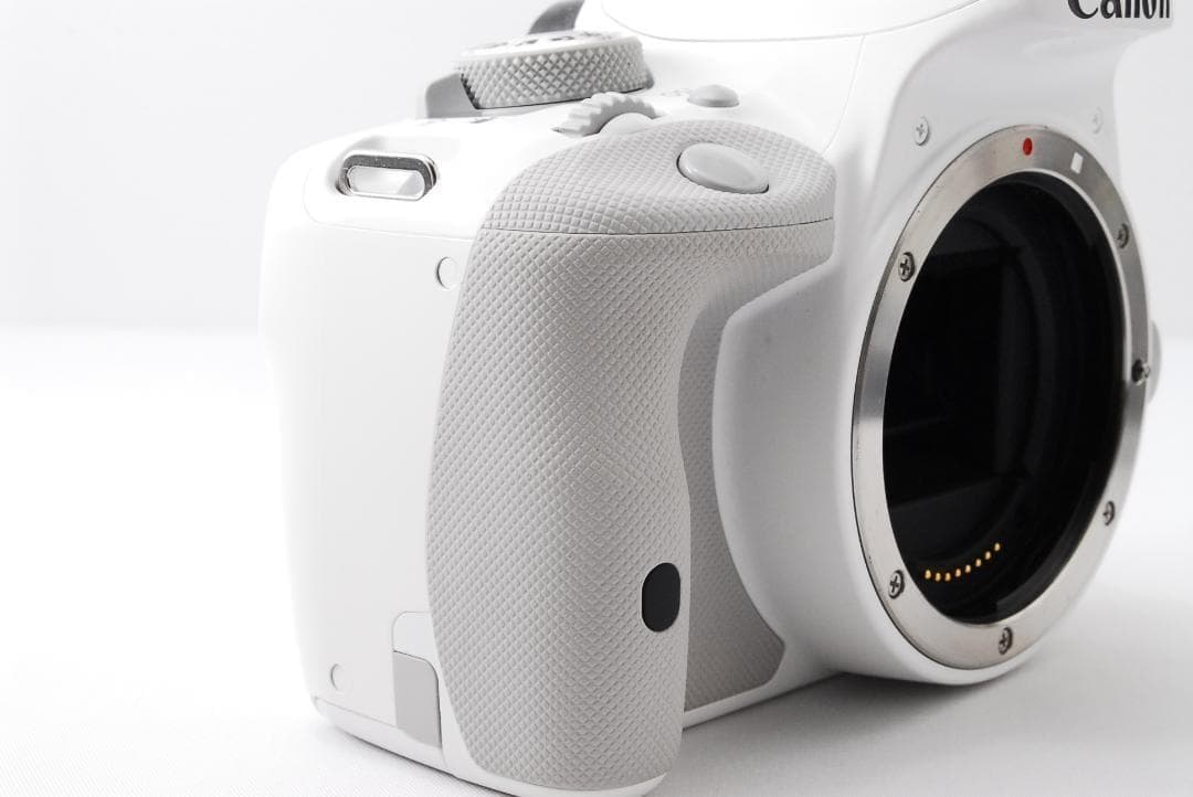 美品 Canon Kiss X7 ホワイト レンズセット スマホ転送 軽量 人気