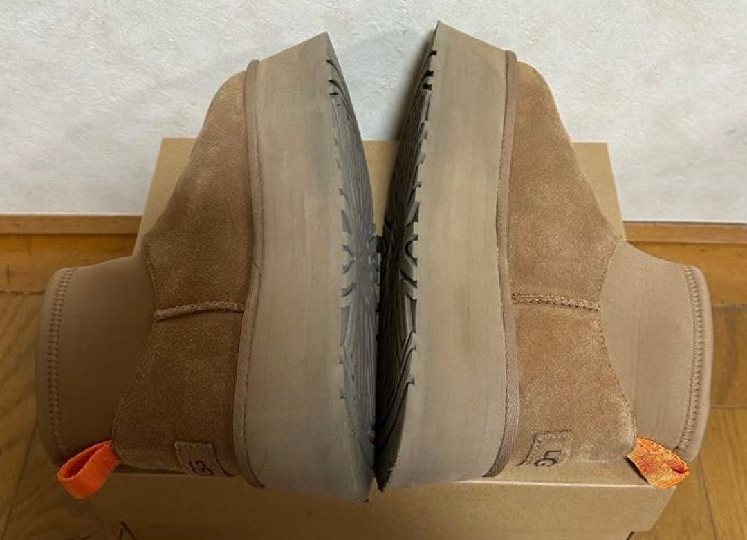 UGG ムートンブーツ キャメル 22cm クラシックディッパーパッファー　美品