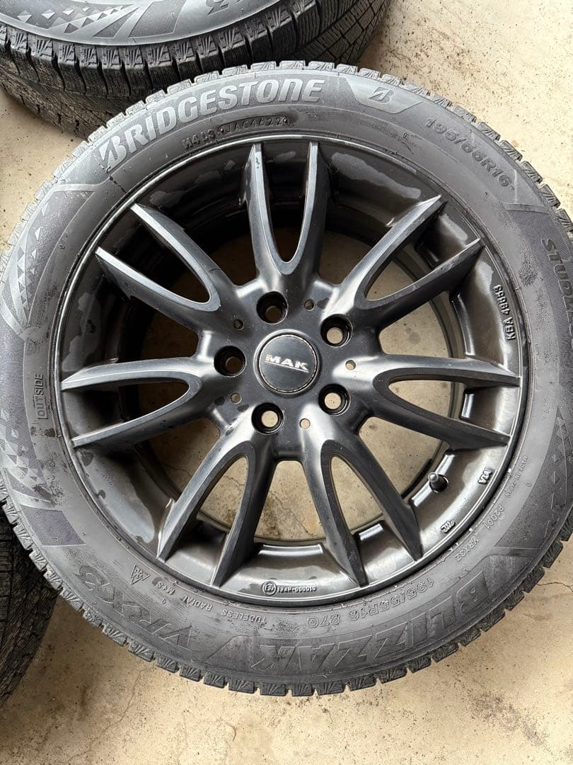 MAK 16インチ ホイールセット ブリザックVRX3 195/55/R16