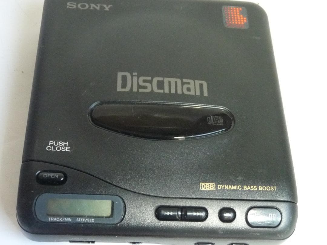 SONY Discman D-11 ポータブルCDプレーヤー
