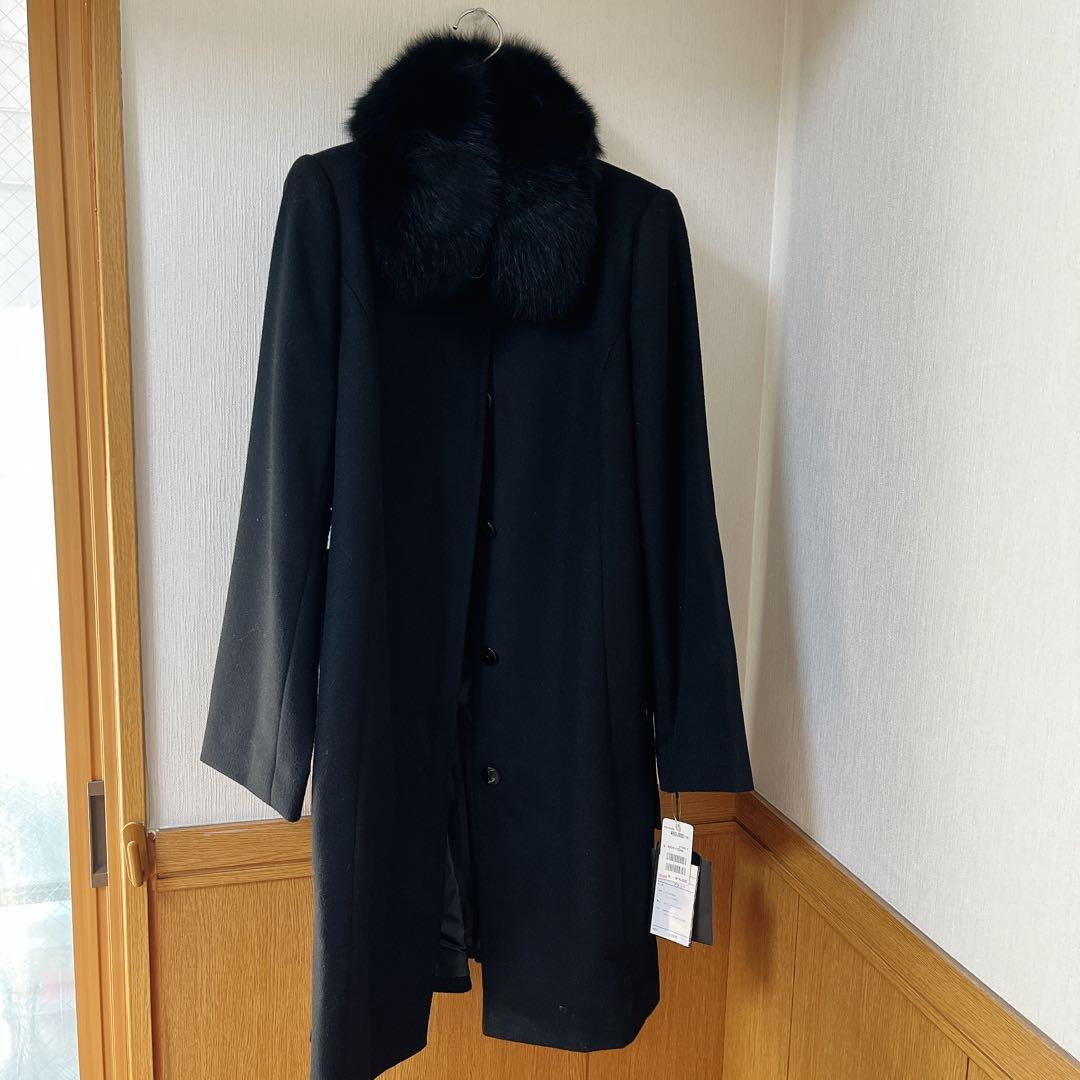 【新品未使用】3Ⅼブラックのコート　襟元はサガフォックス！