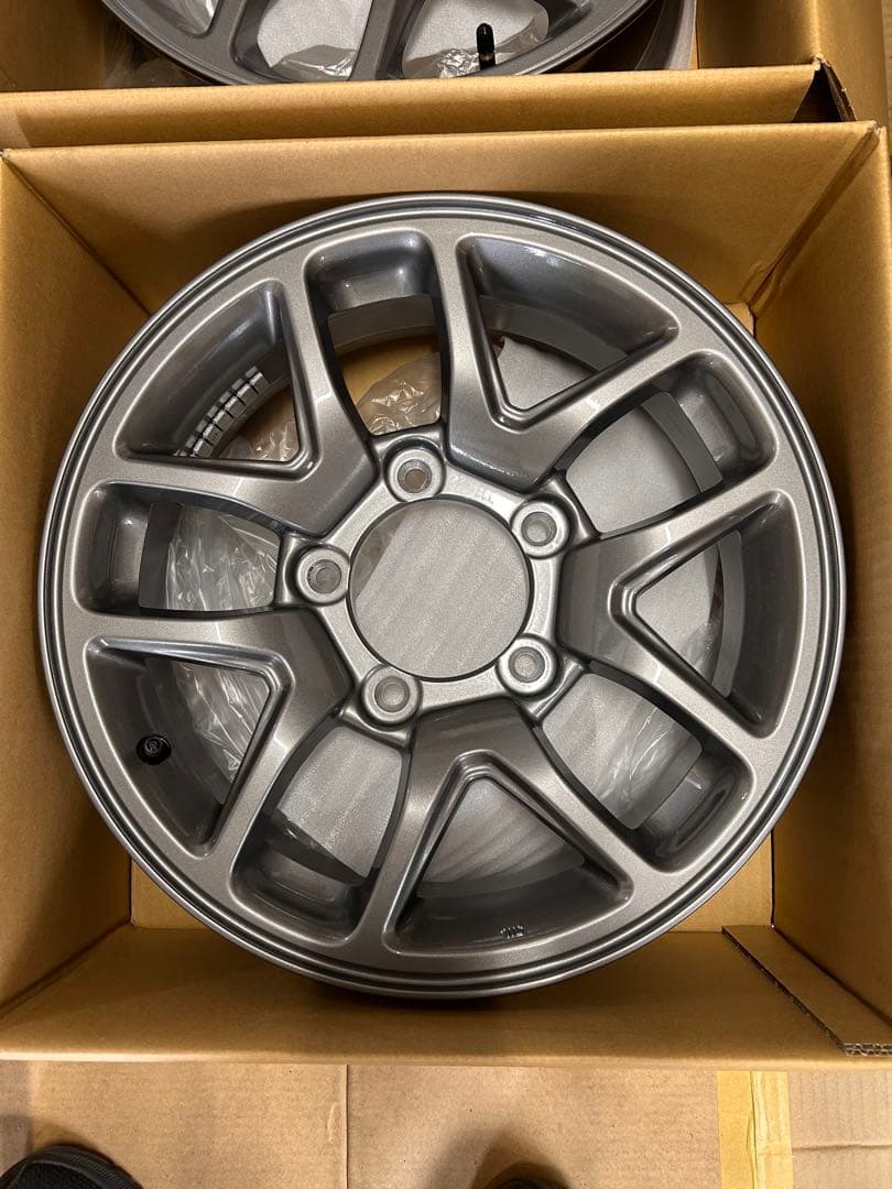 新車取り外し　未使用　JB64W ジムニー　XC 純正ホイール
