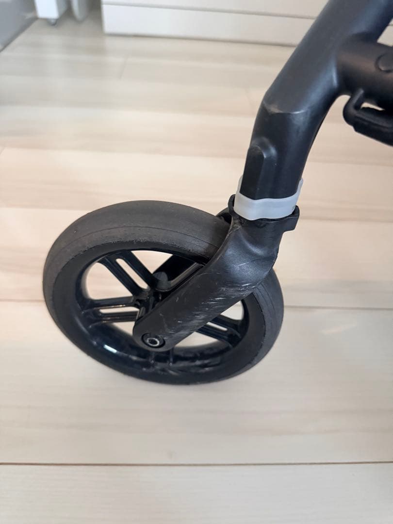 サイベックス Cybex Melio ベビーカー｜軽量・使いやすい　ベージュ